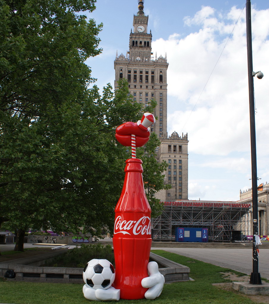 butelka coca cola pałac kultury